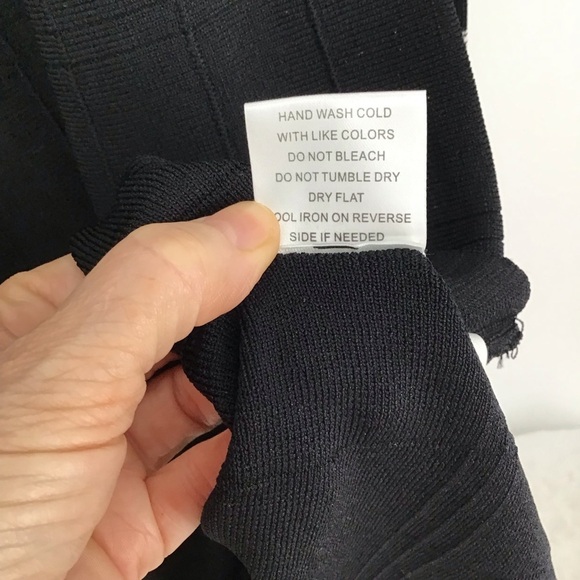 Alexia Admor Bianca Long Sleeve Fit & Flare Knit Dress Black NWT Size Medium - Picture 11 of 11